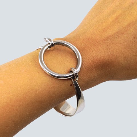 Hans Hansen; A brangle of sterling silver Hans Hansen; A brangle of sterling silver